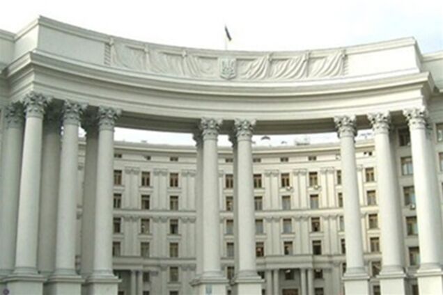 МИД рекомендует украинцам ограничить поездки в Египет