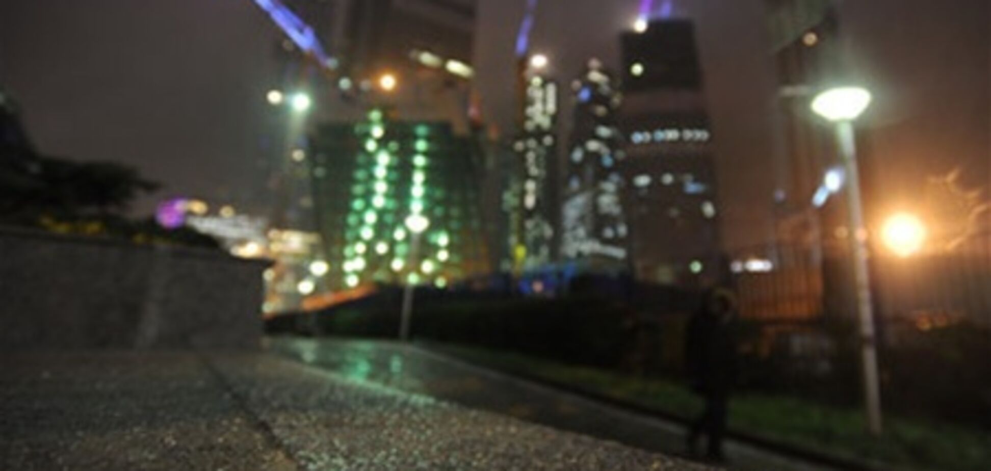 Москва застряла в пробках под ледяным дождем