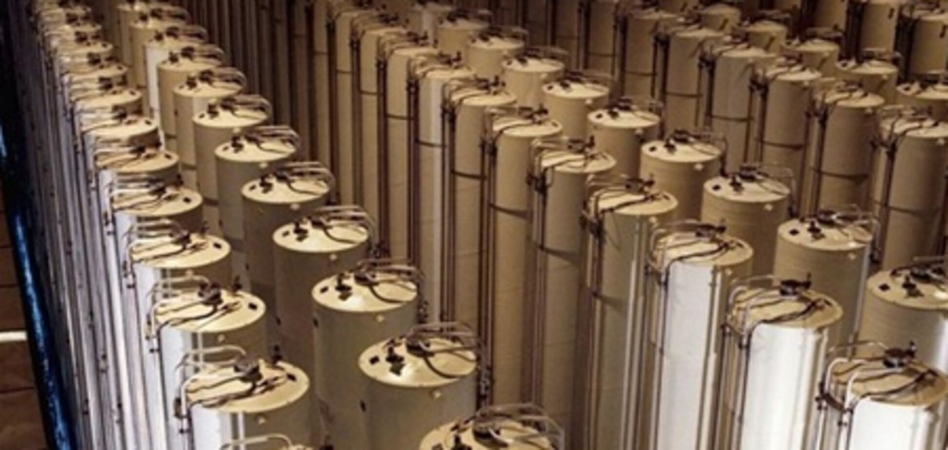 Иран опроверг сообщения о прекращении обогащения урана