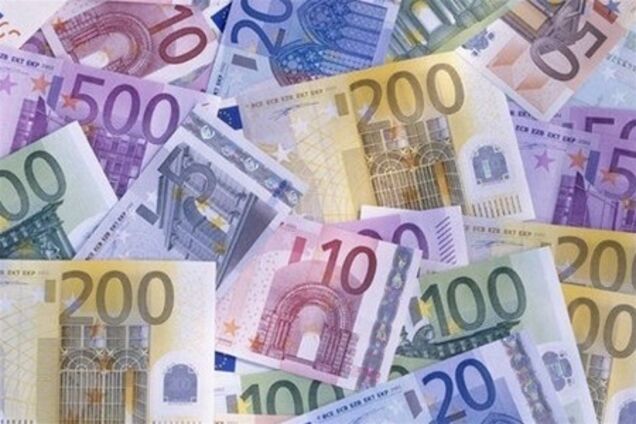 Евро дешевеет к доллару и иене, 06 ноября 2012