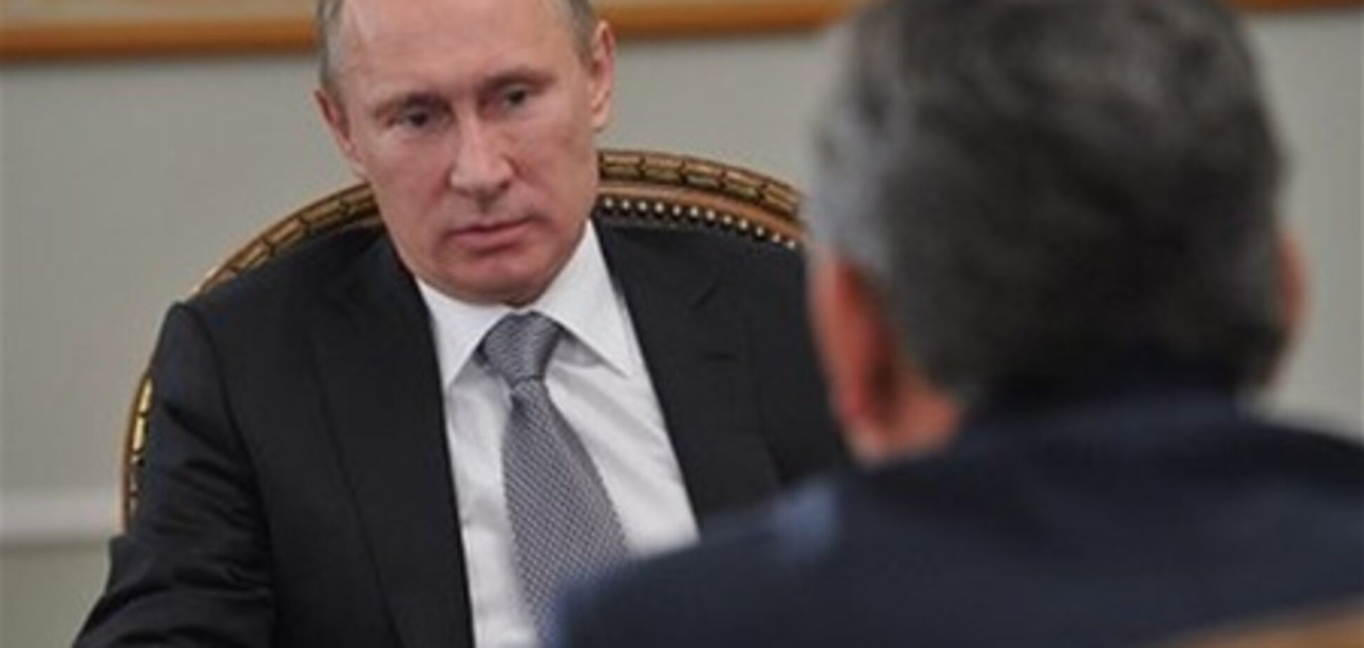 Путин из-за коррупционного скандала уволил министра обороны