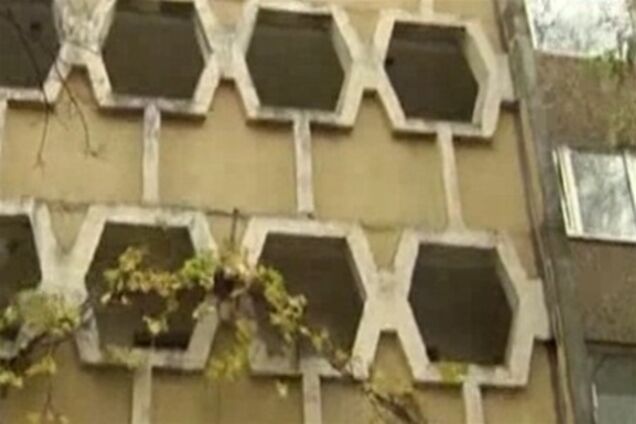 В Киеве при загадочных обстоятельствах разбился школьник