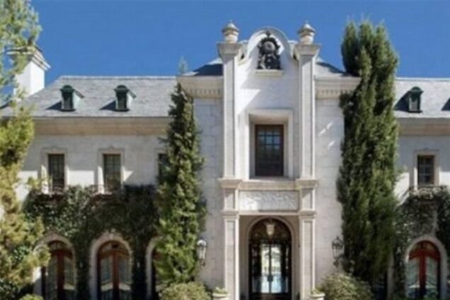 Дом, в котором умер Майкл Джексон, продан за 18,1 млн долларов