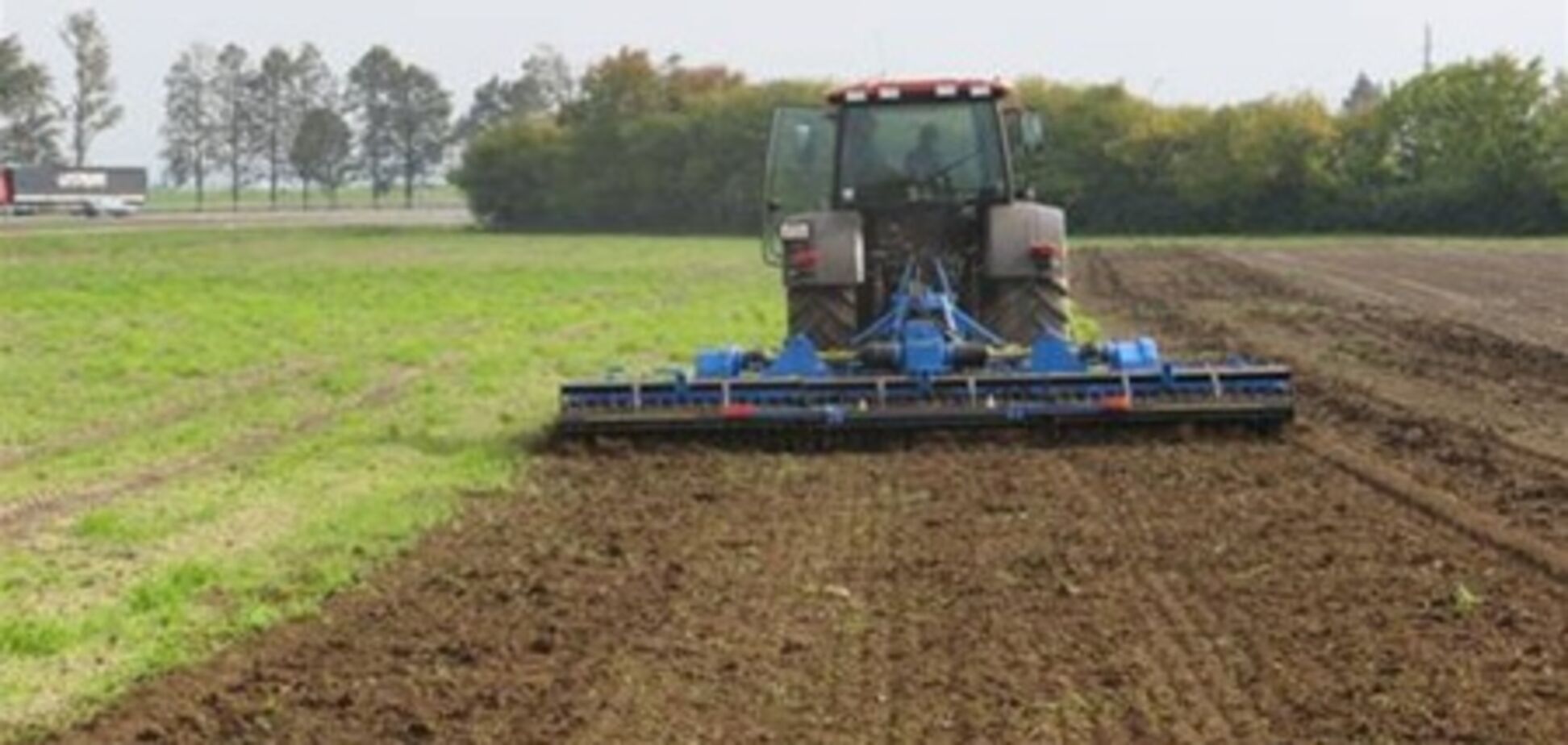 Минагрополитики пока не может страховать посевы