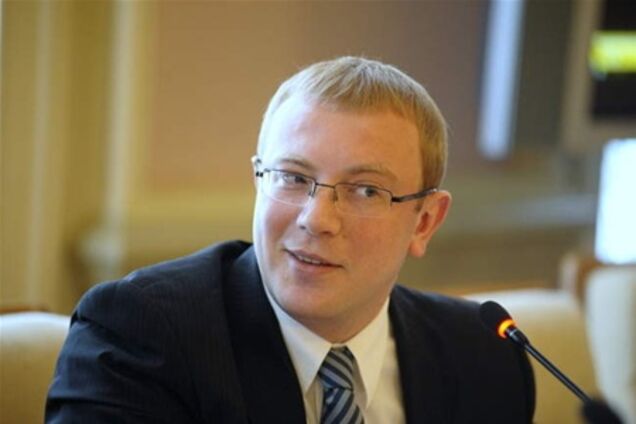 Опозиція: 'Беркут' викрав протоколи і печатку з ОВК № 197