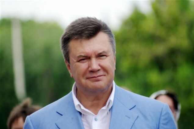 Скандалист Сафронов написал портрет Януковича