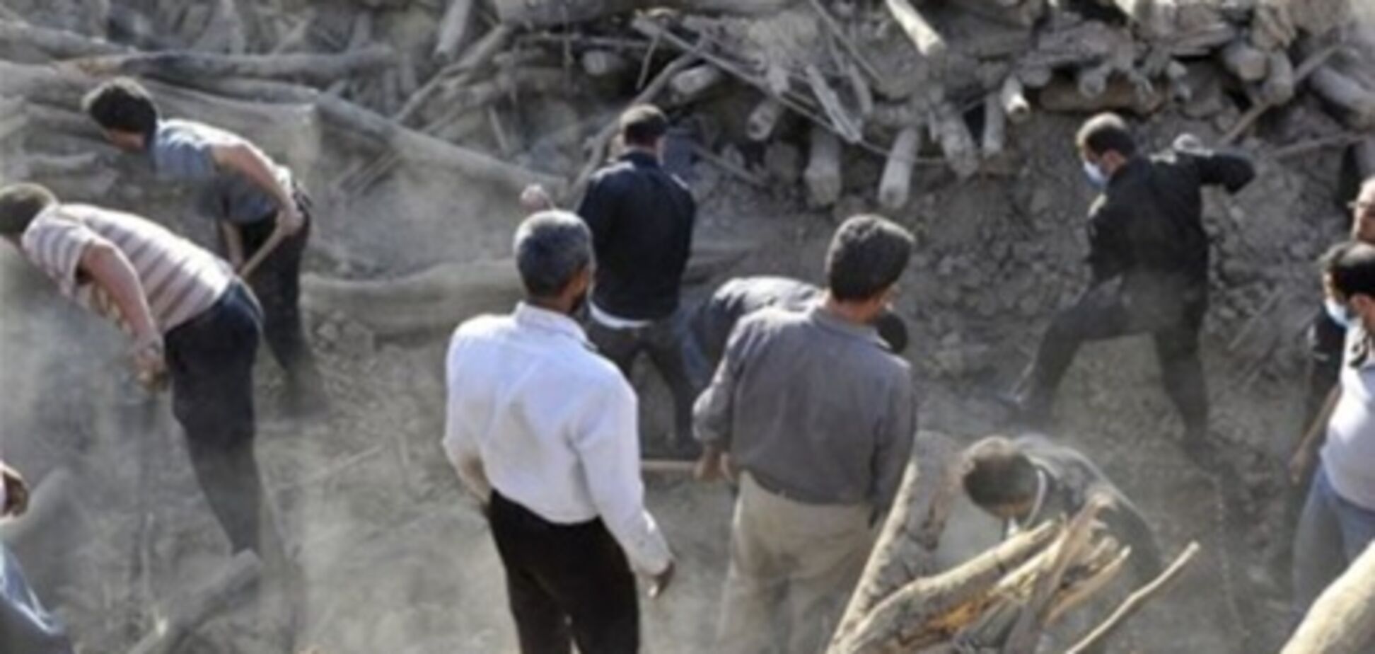 МИД: украинцев среди пострадавших от землетрясения в Иране нет