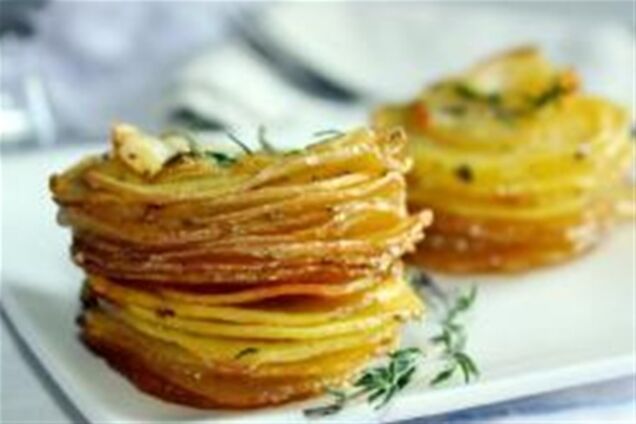 Картофель зепеченный в формочках для кексов