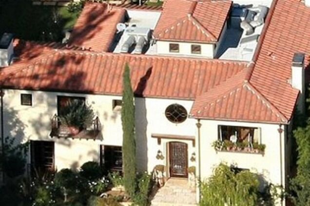 Хэлли Берри продает свой особняк за $15 млн