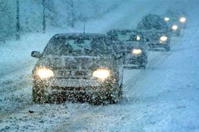 ГАИ рекомендует водителям ходить пешком. Видео
