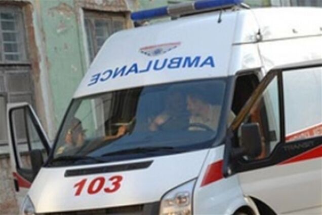 Трое жителей Джанкоя отравились неизвестным веществом