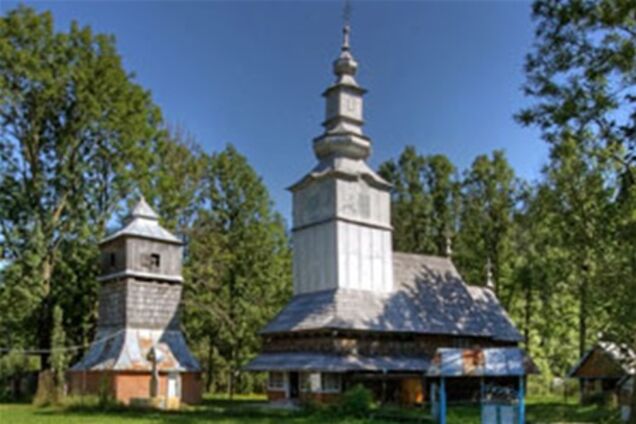 На Закарпатье горела старинная деревянная церковь