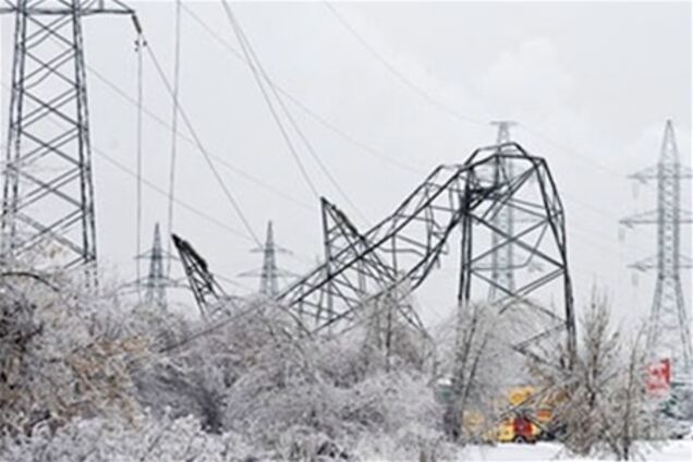 Непогода обесточила почти 200 населенных пунктов
