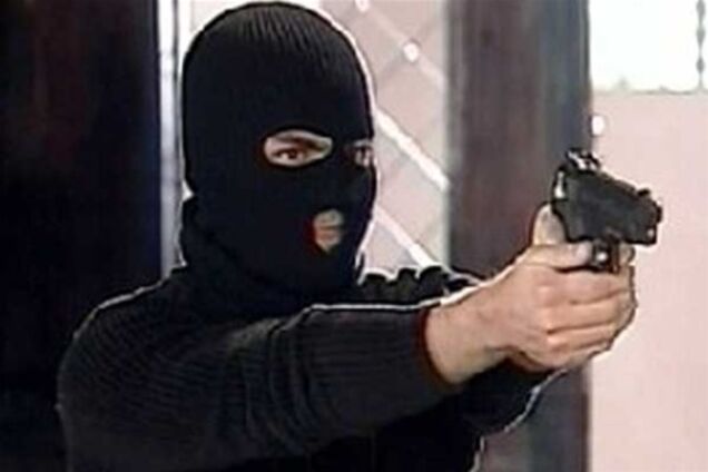 В Виннице студент ограбил банк с игрушечным пистолетом