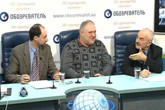 Нардепы в новой Раде консолидируются как 'цыплята под квочкой перед грозой', - политолог