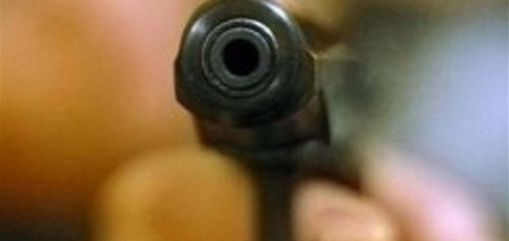 Стрельба в киевском супермаркете: пострадал охранник