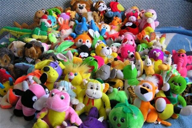 Більше 50% товарів для дітей виявилися шкідливими для здоров'я