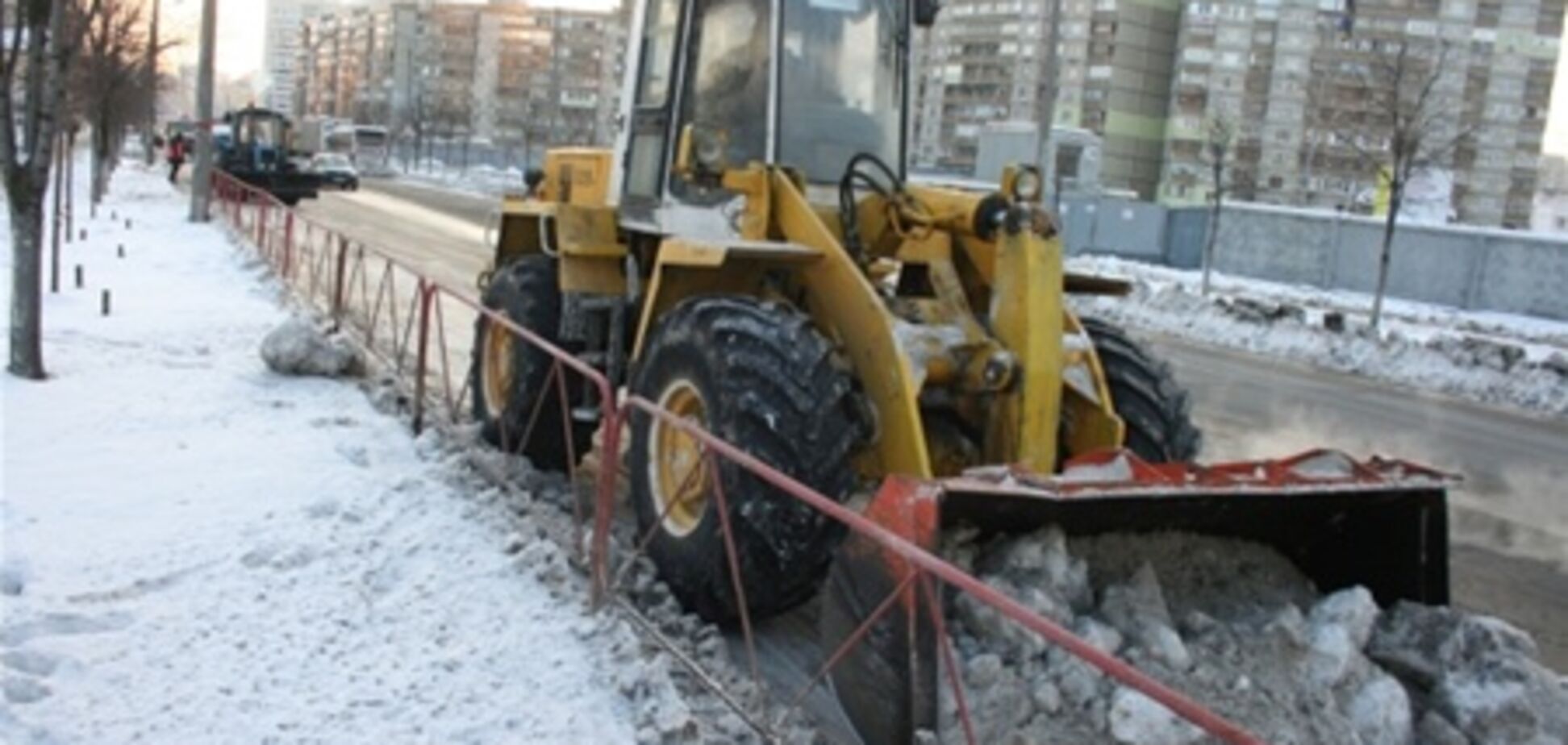 Число техники на дорогах Украины для уборки снега увеличилось двукратно