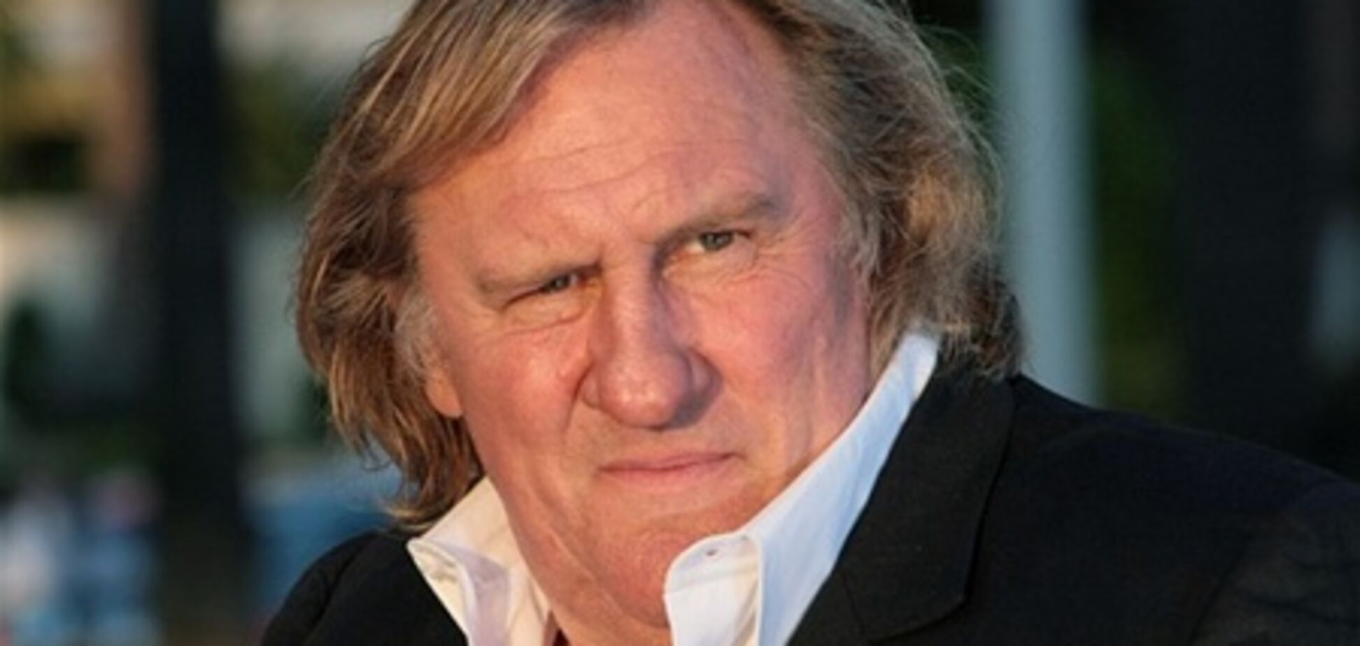 Депардье обиделся на Францию и отказался от гражданства