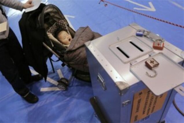 На выборах в Японии побеждает оппозиция - exit-polls