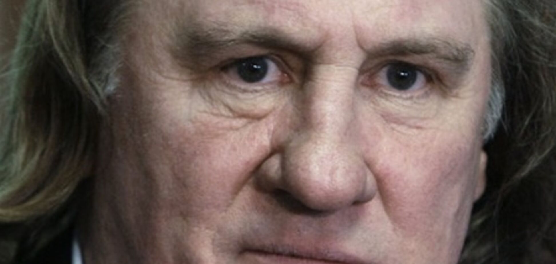 Депардье перебрался жить в Бельгию и продает свой парижский особняк