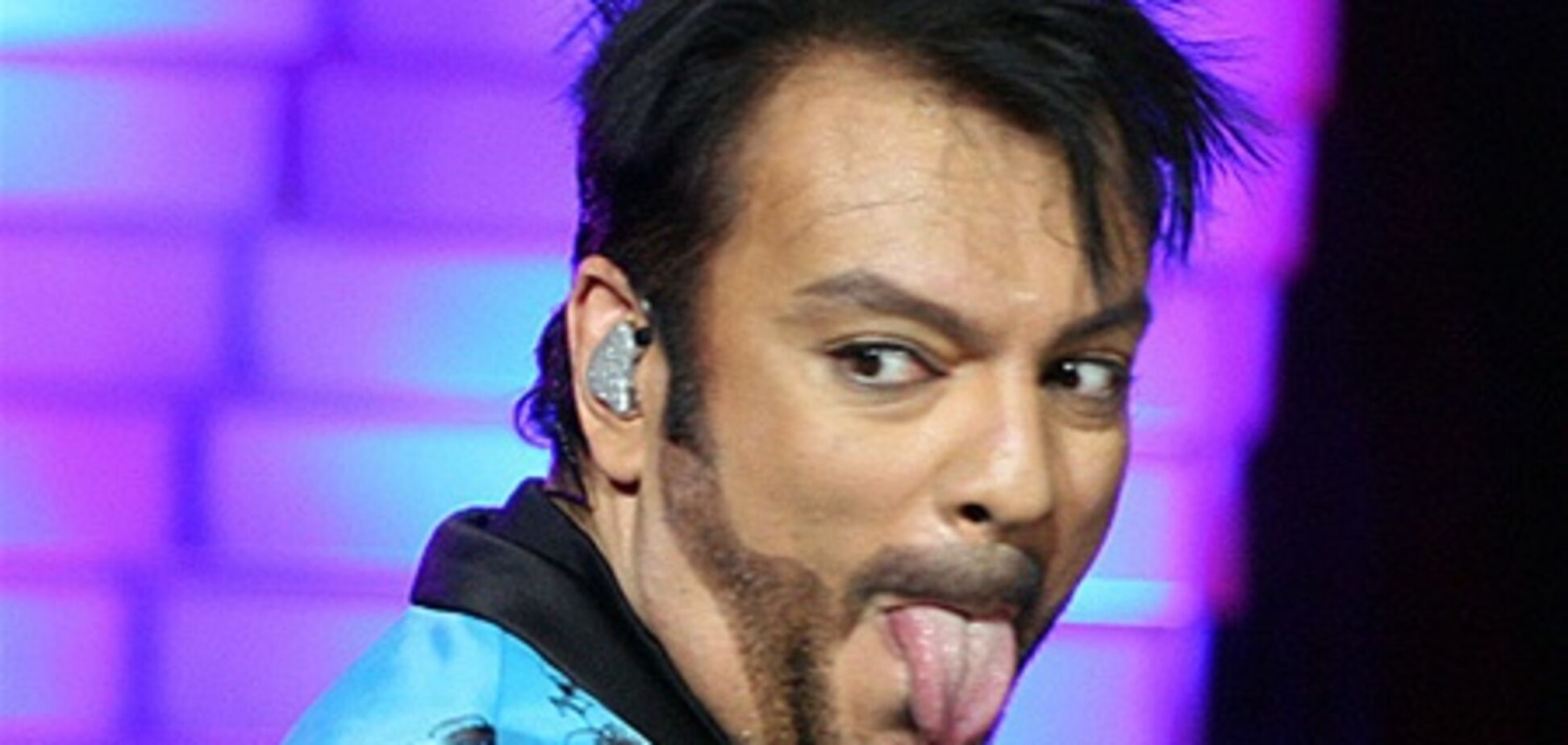 Кіркоров прийшов на бал в жіночій сукні. Фото