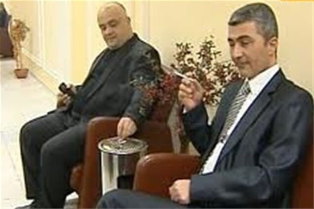 В ПР утверждают, что нардепов будут штрафовать за курение в Раде