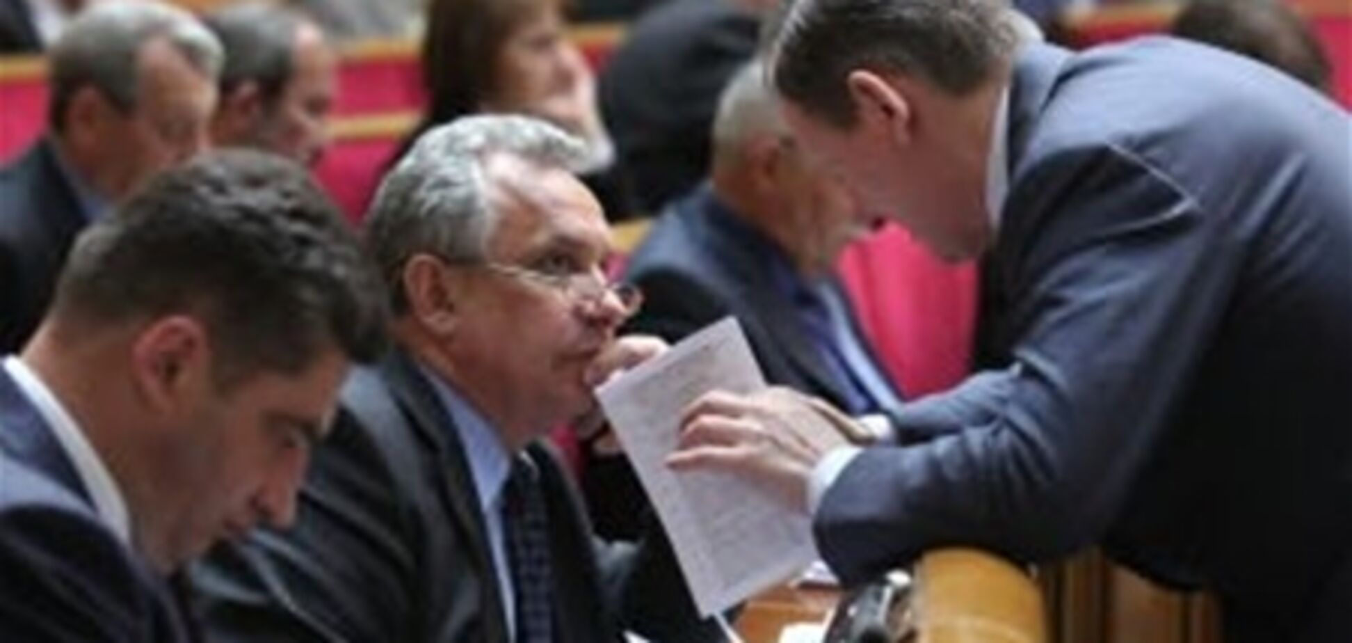 Тягнибок: с избирателями говорите, как хотите, а в Раде – на украинском