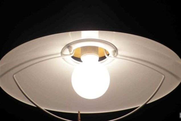 Без света остаются 135 населенных пунктов в четырех областях Украины