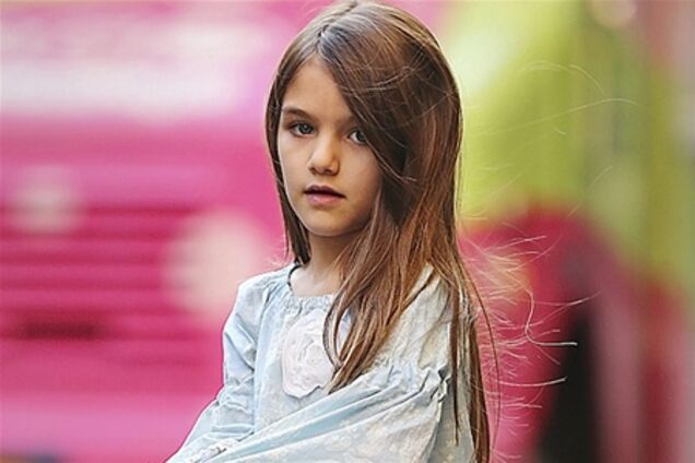 Кэти Холмс купила дочери домик на рождество. Фото