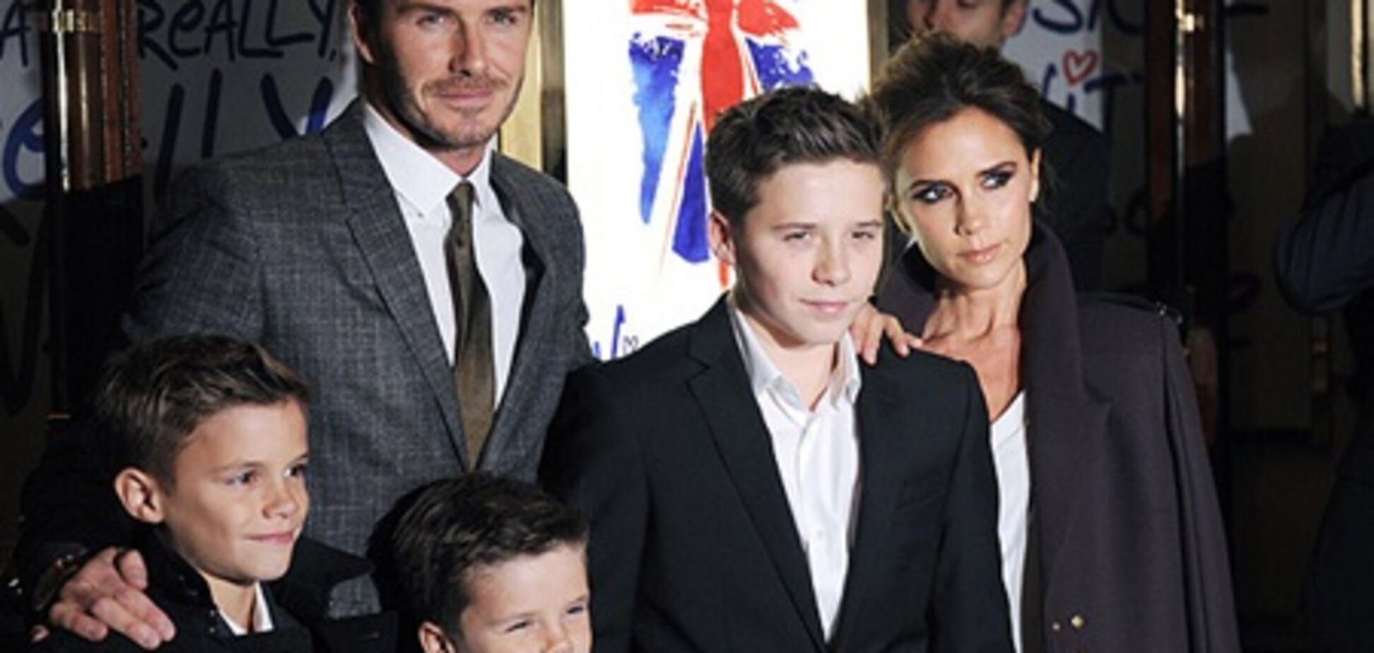 Бекхэмы стали самым стильным семейством года. Фото