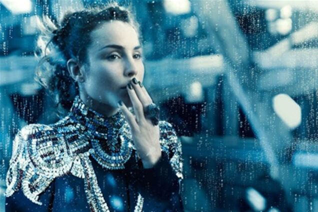 Нуми Рапас очаровывает в декабрьском Vogue. Фото