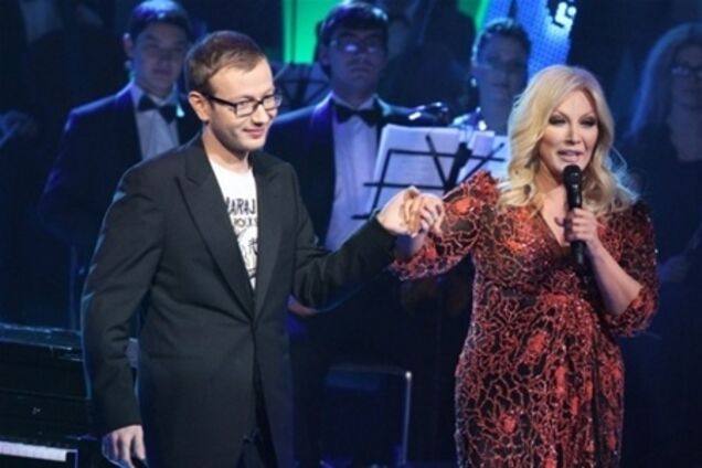 Сын Повалий обрился налысо. Фото