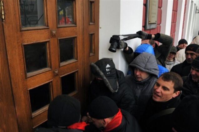 Прокуратура взяла на контроль расследование штурма мэрии Одессы