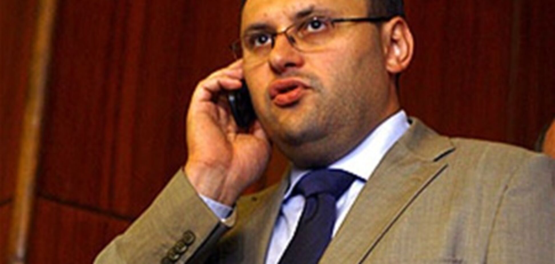 Каськив написал заявление об отставке из-за соглашения с лыжным инструктором