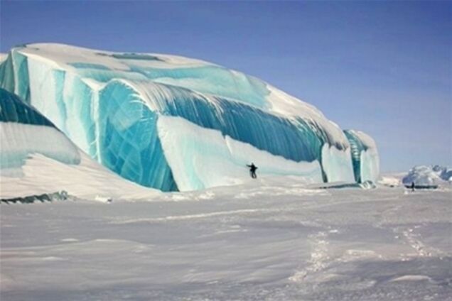 Замерзшие цунами: красота изо льда в Антарктике