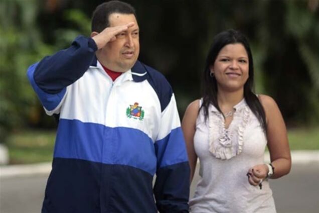 Дочка Чавеса просить не розповсюджувати брехню про здоров'я батька