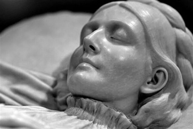 У Бостоні виявлена ??скульптура сплячою Тимошенко