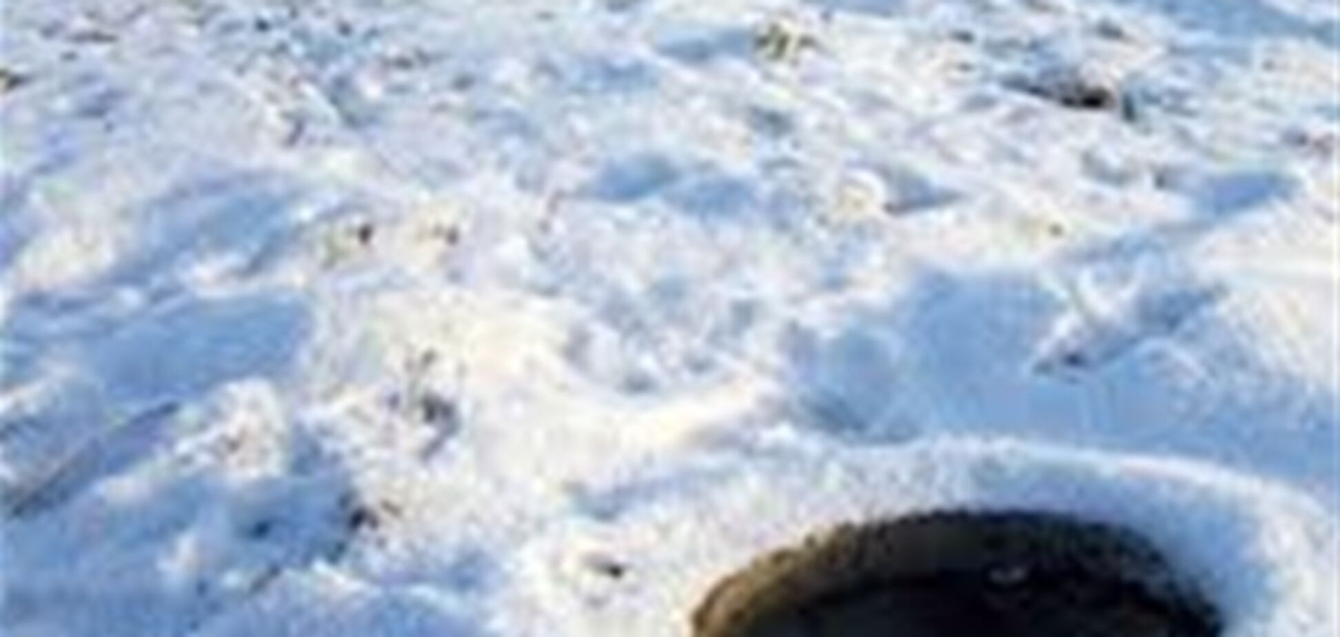 У Тернополі дитина провалилася в прихований під снігом люк