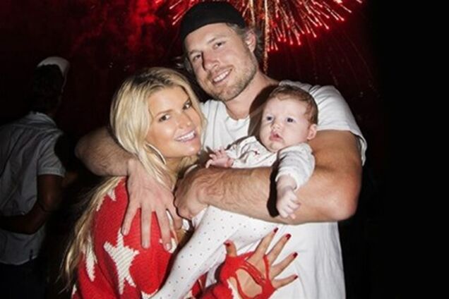 Дочь Джессики Симпсон станет старшей сестрой. Фото