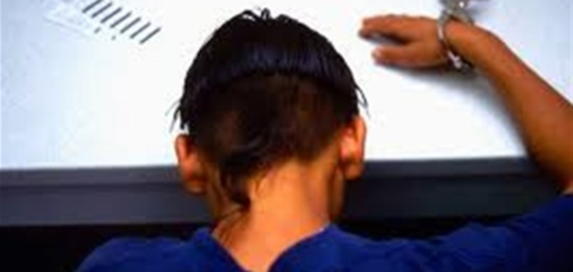 У Кременчуці засуджені підлітки, які знущалися над 14-річною подругою