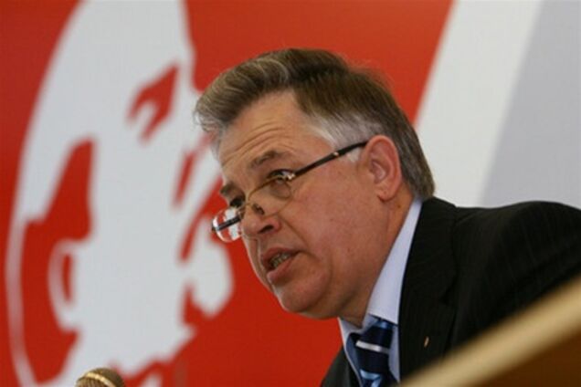 КПУ вимагає від Азарова звіту за угодою про будівництво LNG-терміналу