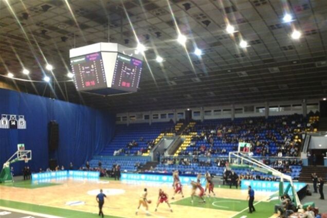 Єврейських вболівальників під час баскетболу рятувала не тільки охорона синагоги