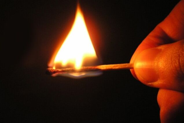 На Донеччині горів двоповерховий будинок