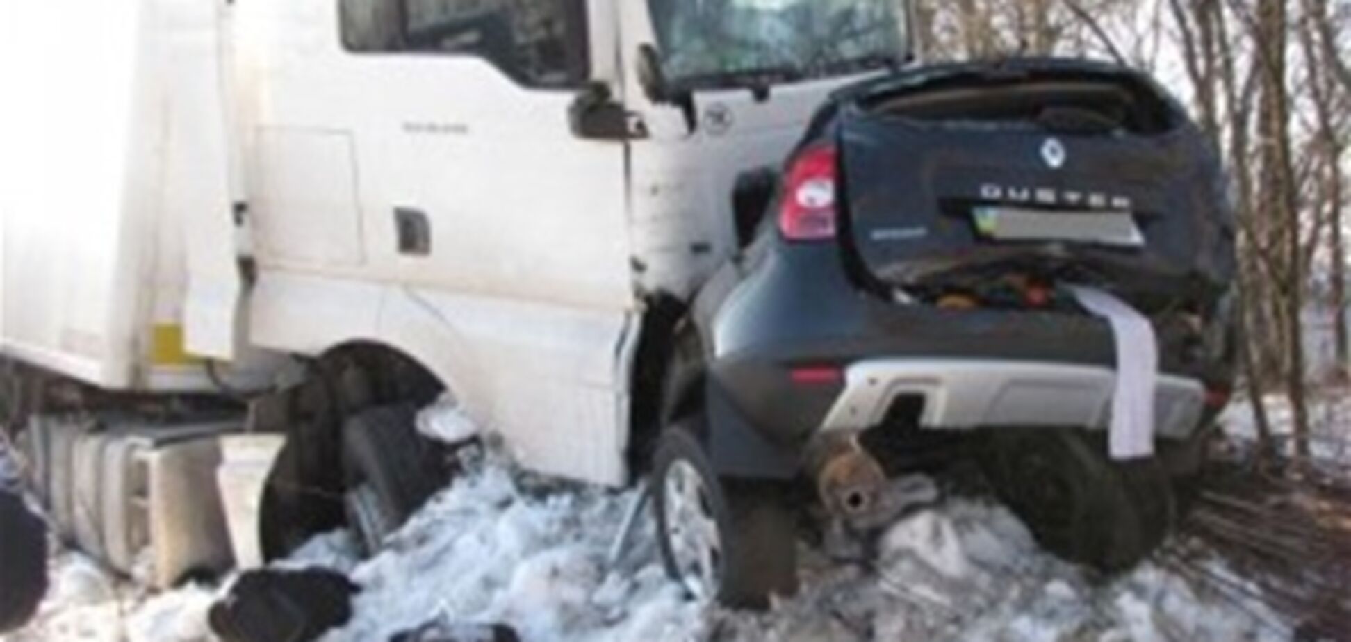 Турецкий грузовик столкнулся с внедорожником на Хмельнитчине: 6 погибших