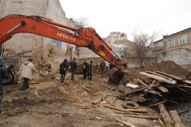 Прокуратура заинтересовалась будущим офисом УПЦ КП