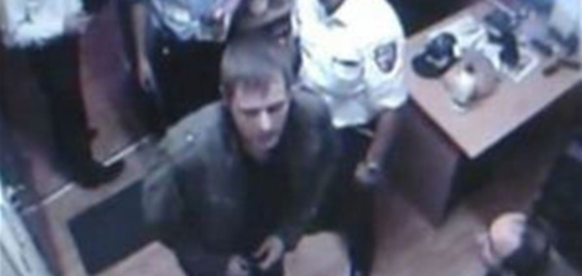 Комнату охранников 'Каравана' так и не смогли отмыть от крови