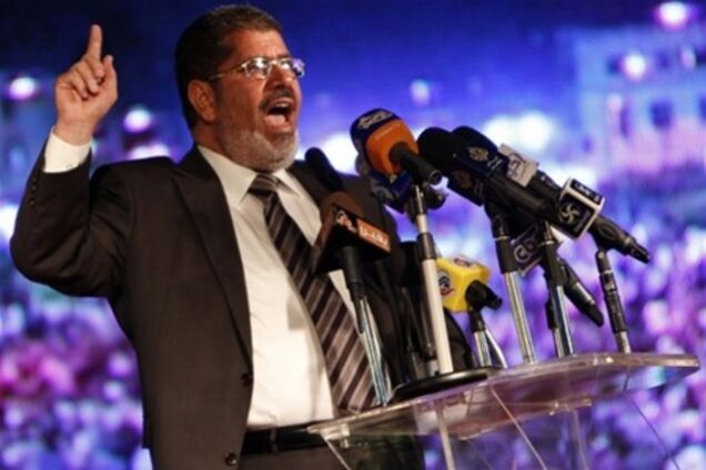 Мурси сбежал из своей резиденции, окруженной демонстрантами