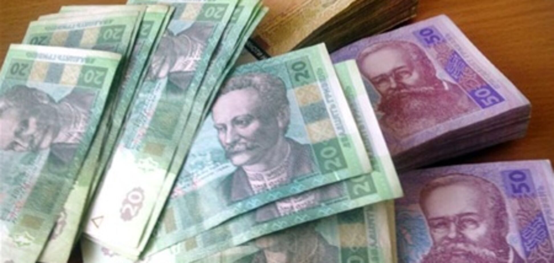 Кабмин предлагает увеличить прожиточный минимум с 2013 г. на 13 грн