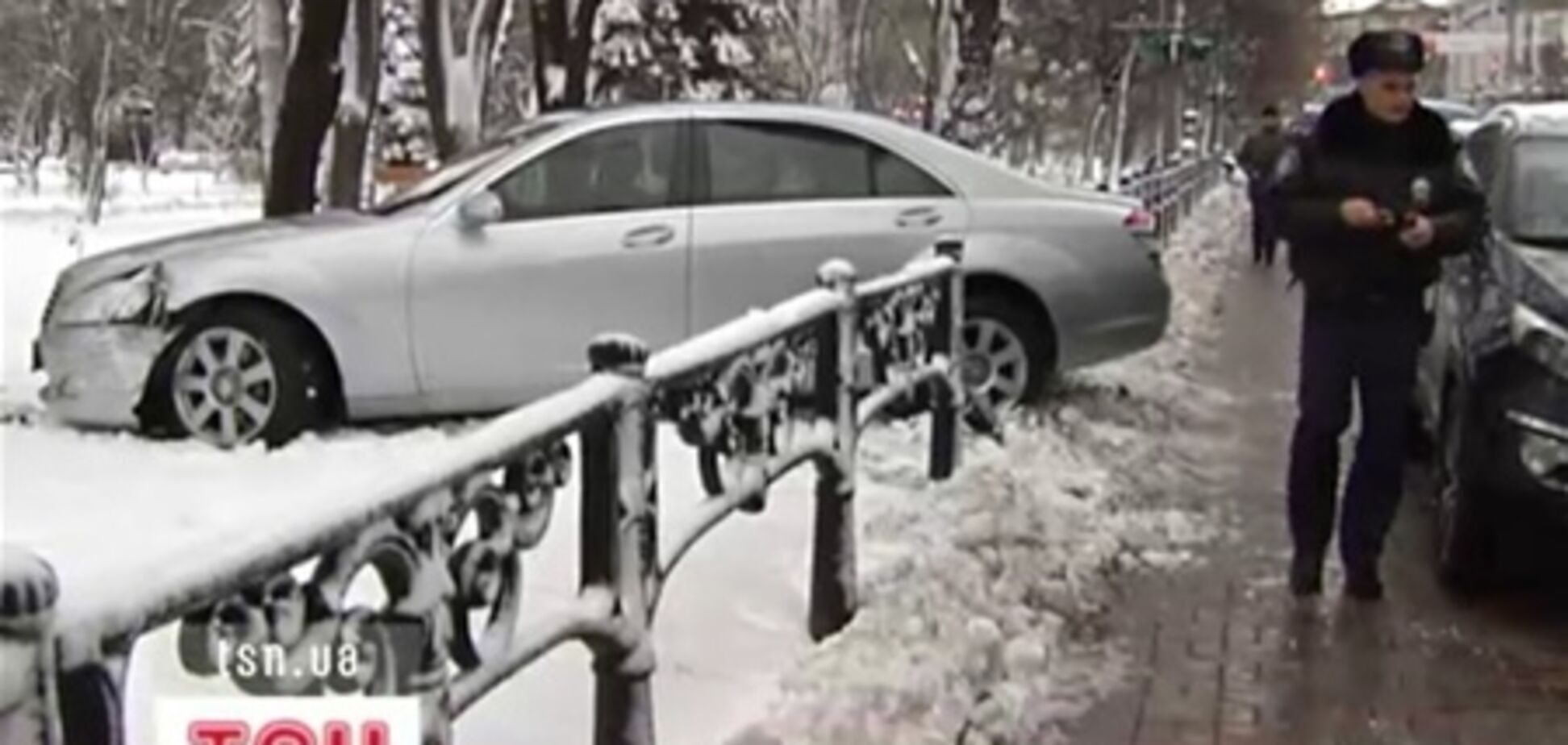 Авто нардепа попало в ДТП под Радой. Видео